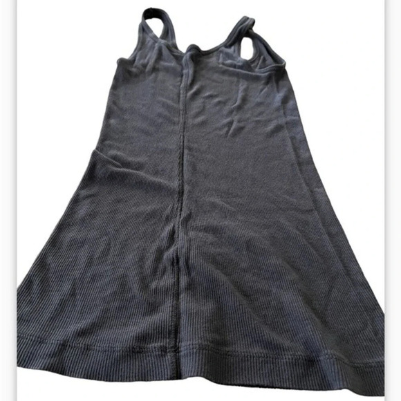 Vince tank top, size XS - Picture 2 of 4